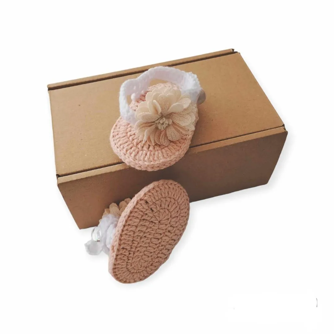 Crochet Baby Flip Flops,Crochet Baby White Flip Flops, New baby girl shoes,Outfit Summer Flowers Shoes, Newborn Baby Sandals,Baby Shower Gift (0-3months)