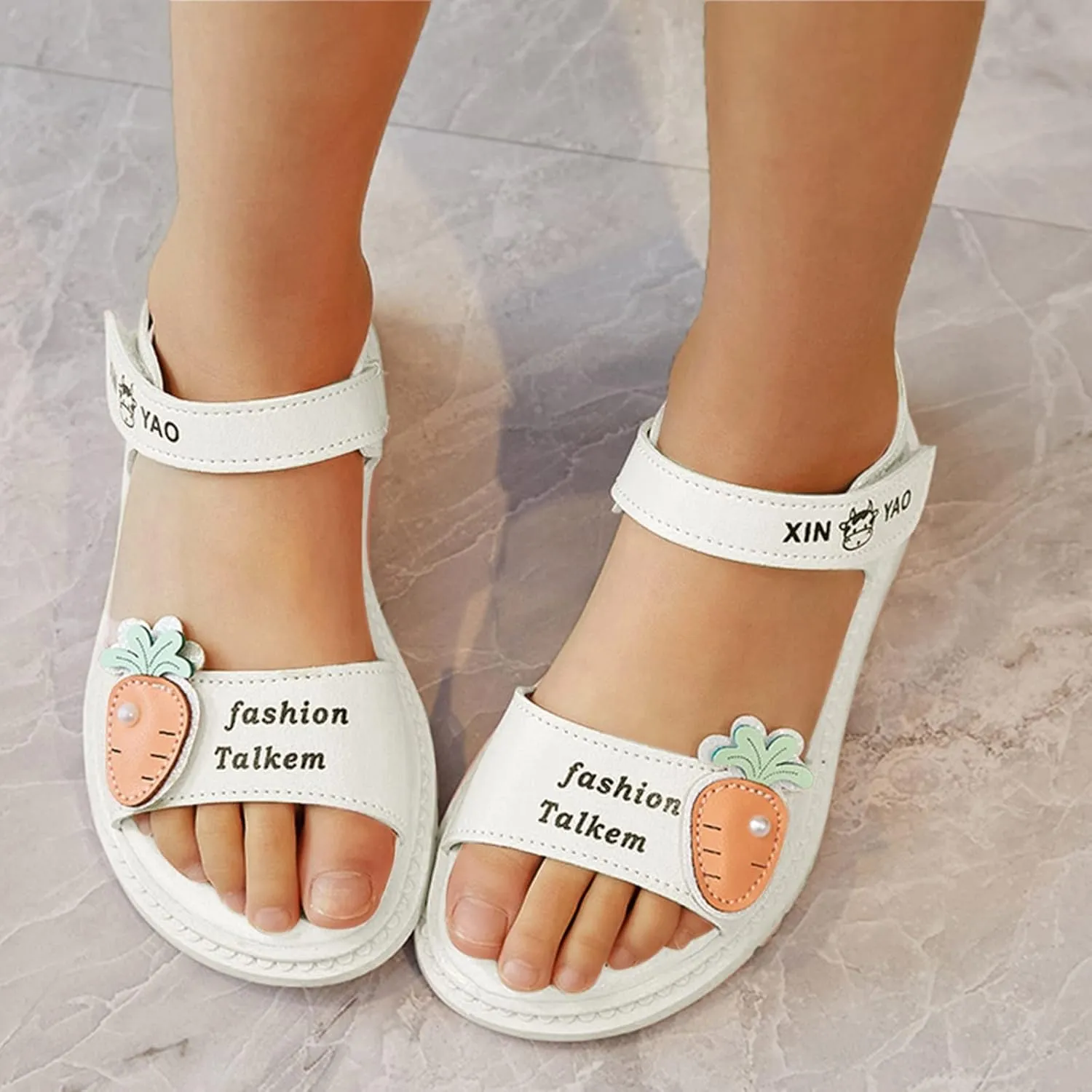 Girl Tennis Shoes Thick Soles Soft Soles Middle and Large Children Children School Sandals Beach Shoes Baby Sandals Size 5