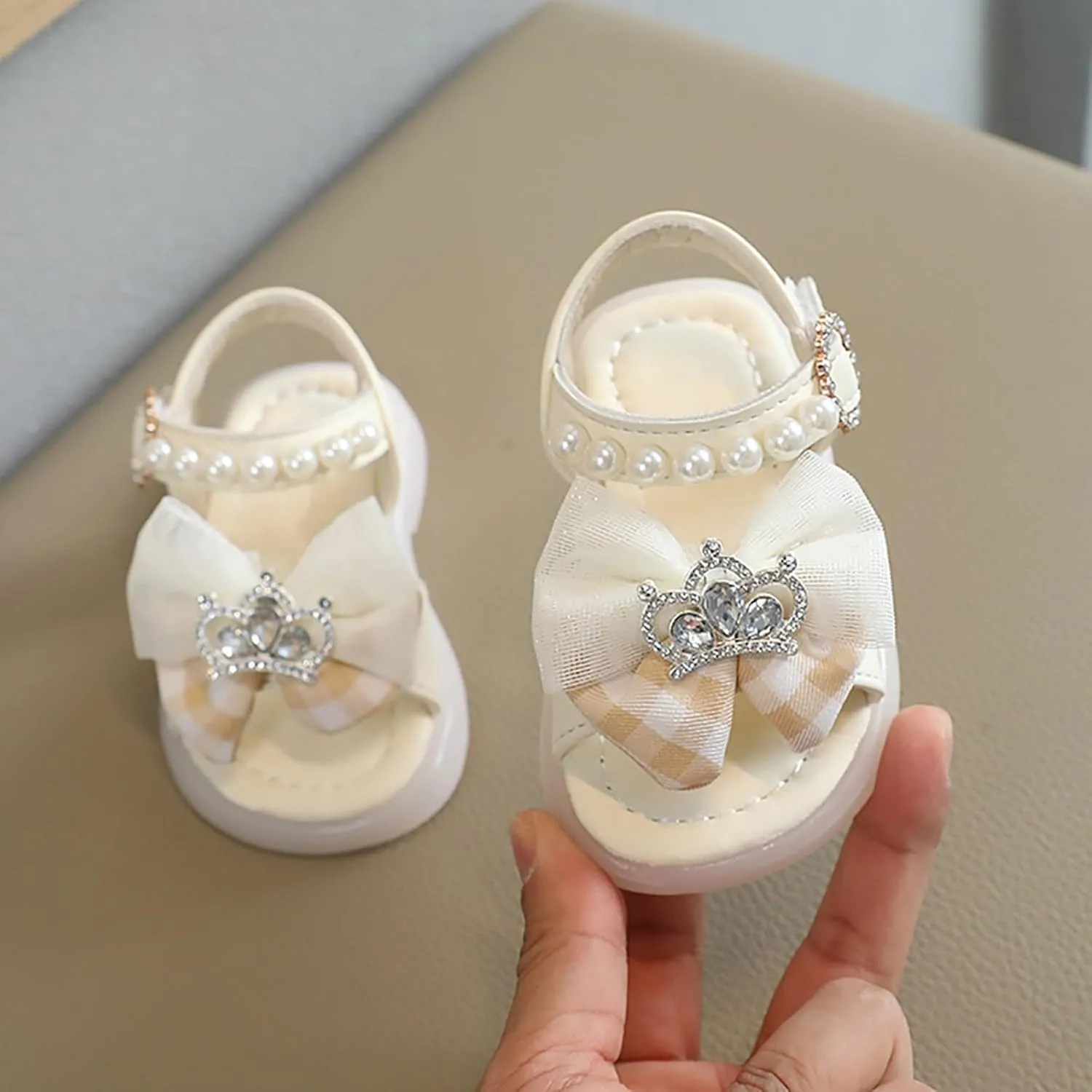 Girls Sandals Summer Fashion Cute Beach Shoes Pearl Knot Soft Sole Flip Flops Flat Princess Soft Breathable Shoes